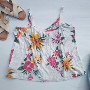 Old navy floral tank